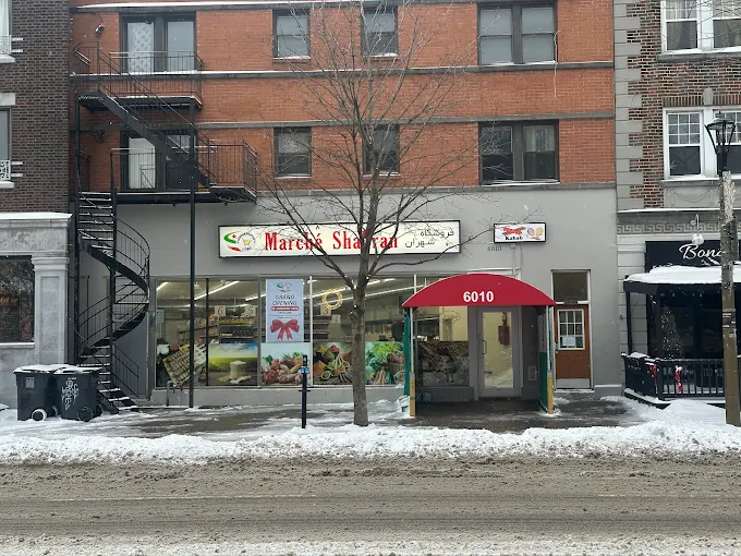 Marché Shahran storefront in winter